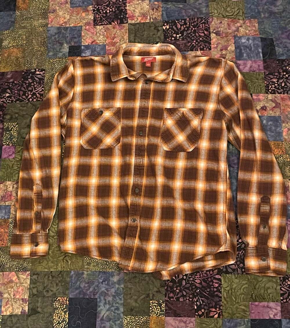 Arizona Jean Co. Mens Brown and Orange Plaid Flannel Button Down Shirt